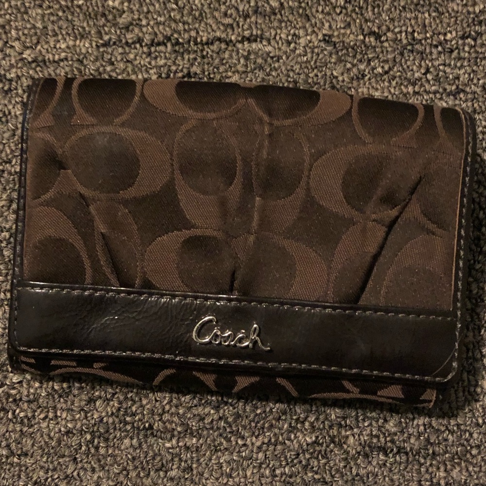 Coach wallet